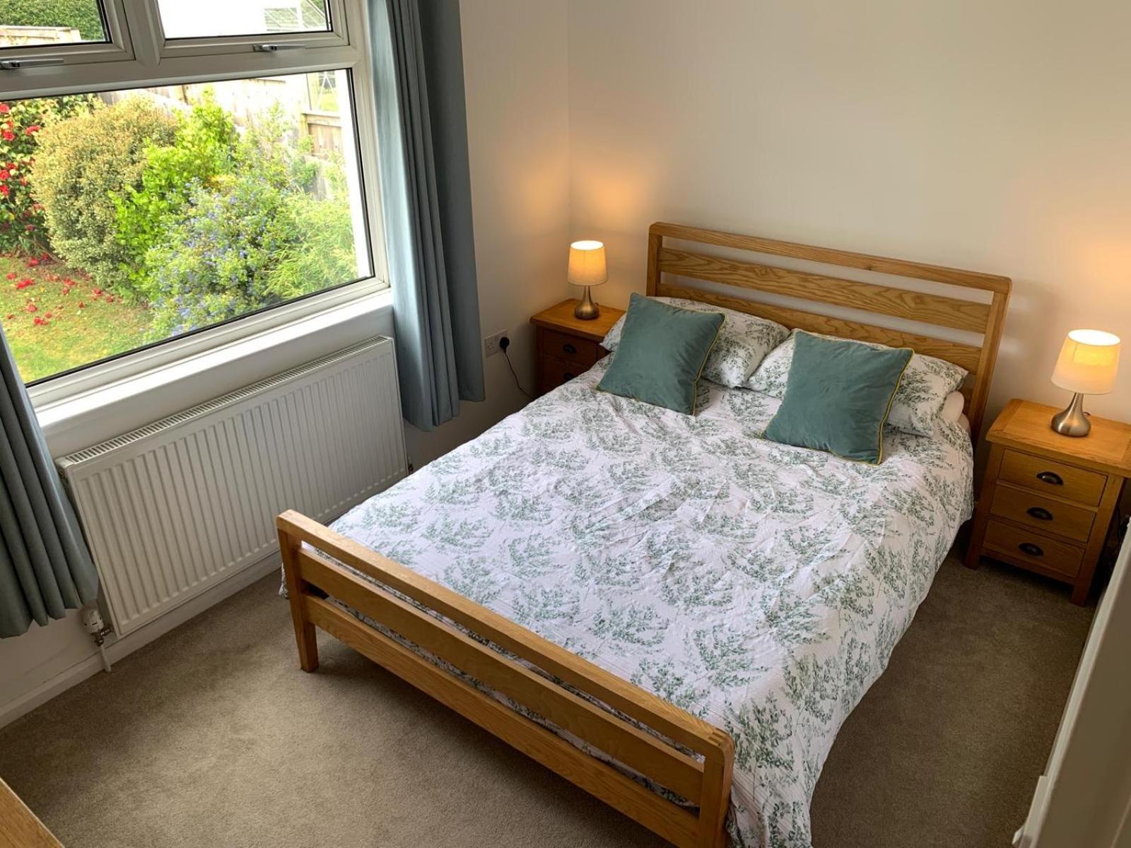 Gower Getaway - Parking & Ensuite Swansea Exterior photo